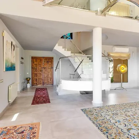 Luxury With Spectaculair Views By Varenso Holidays Apartment *